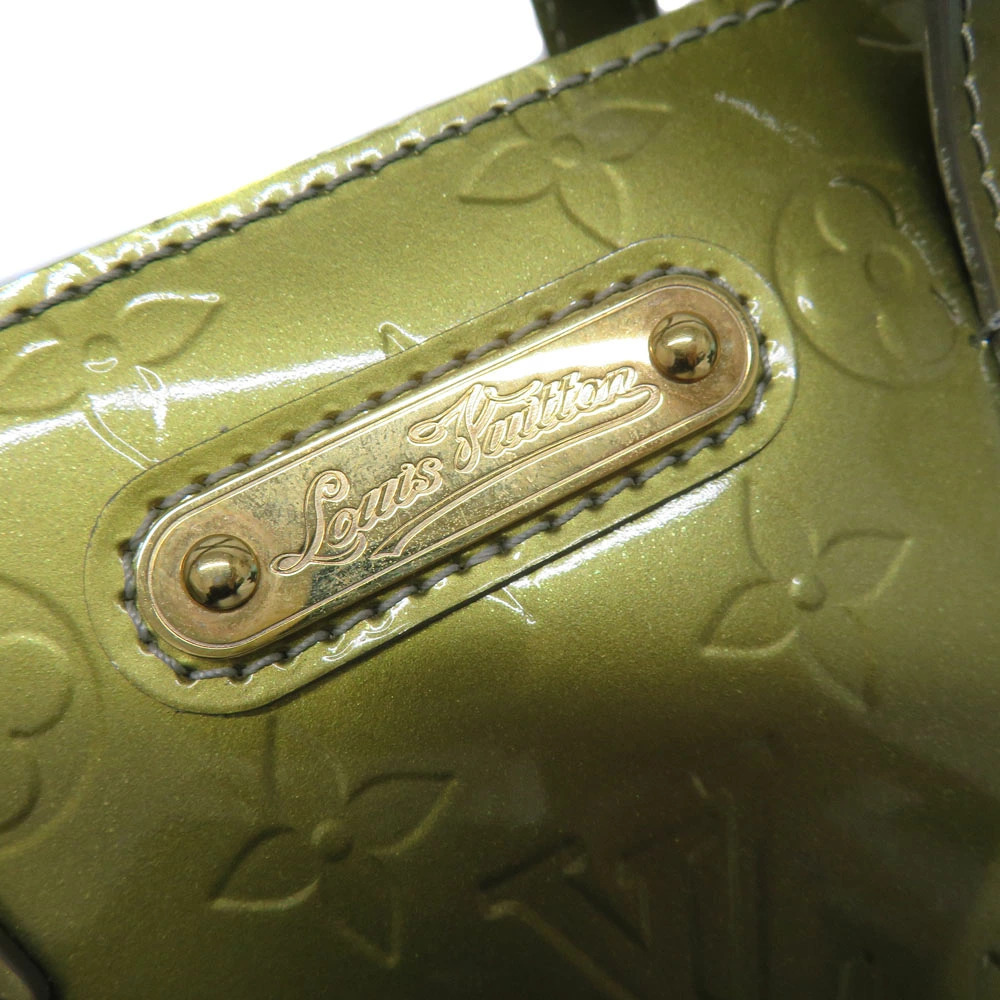 Louis Vuitton Wilshire Vernis Handbag Green